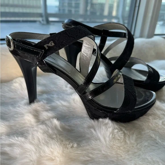 NeroGiardini Platform Heels Lace Sandals - Picture 4 of 10